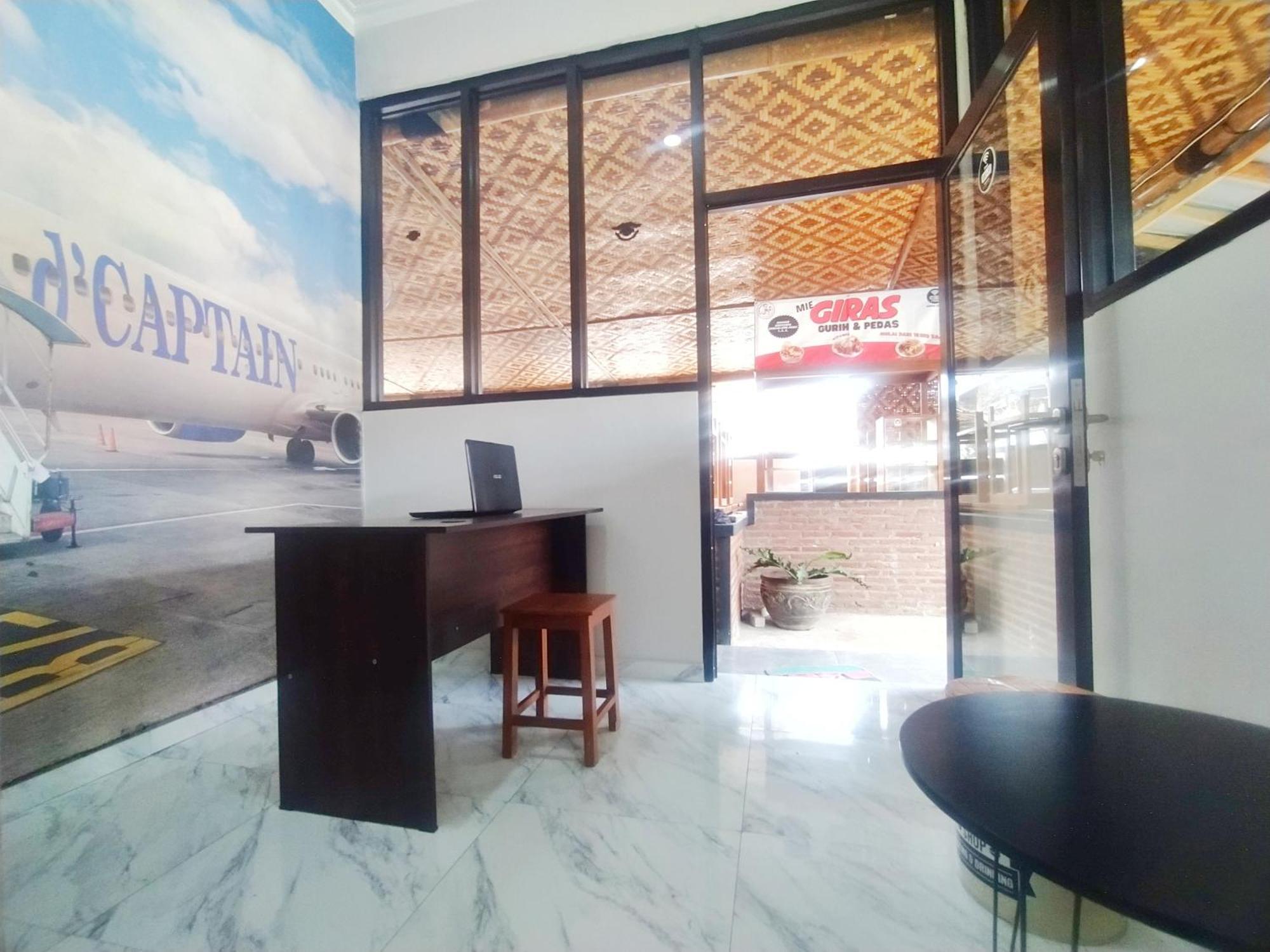 Reddoorz Syariah Near Stasiun Purwokerto Hotel Exterior photo